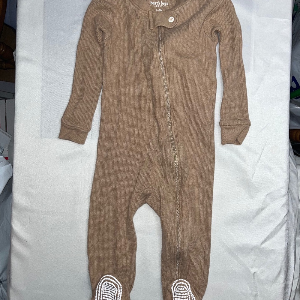 Burt’s bees baby footie 6-9 months